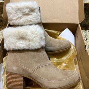 Koolaburra by Ugg . Womens boots new in box size 9